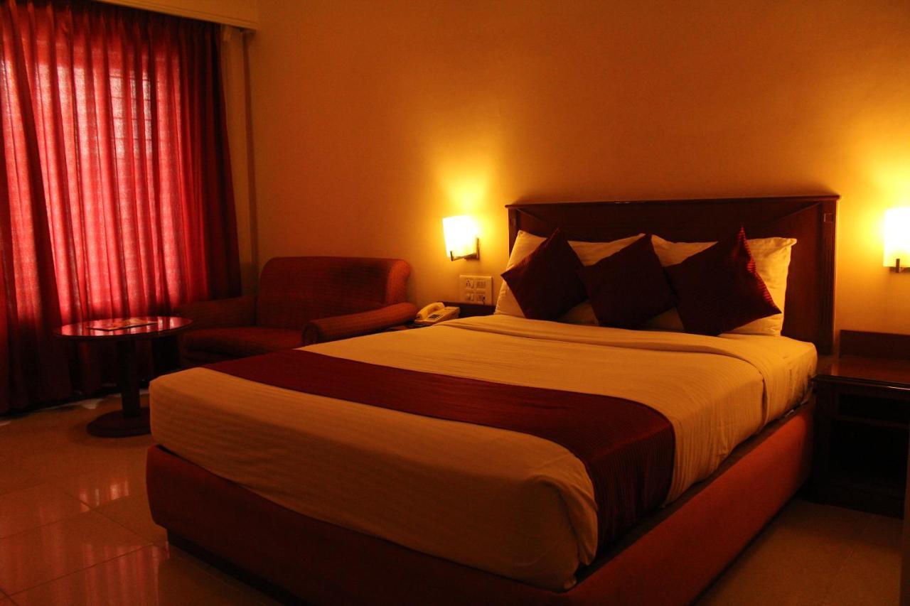 President Hotel Májszúr Kültér fotó